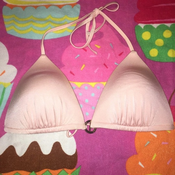 Victoria's Secret Other - 💕VICTORIA’S SECRET padded bikini top💕